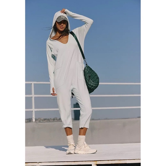 NWT FP Movement Hot Shot Long-Sleeve Onesie Size Large - Picture 2 of 11